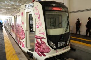 Brugada moderniza Tren Ligero “El Ajolote”