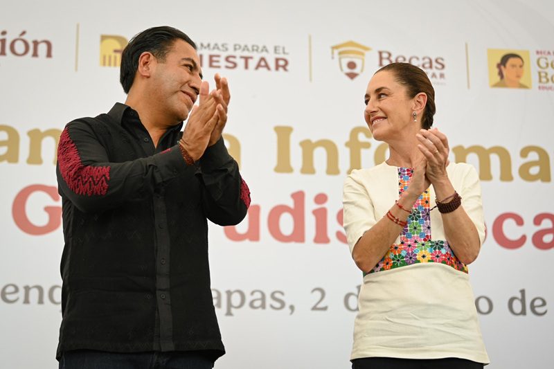Beca universal impulsará educación superior en Chiapas
