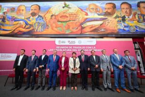 Delfina Gómez destaca trabajo conjunto con Congreso