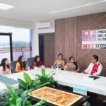 ¿Qué encuentro se realizó entre autoridades y jóvenes emprendedoras?