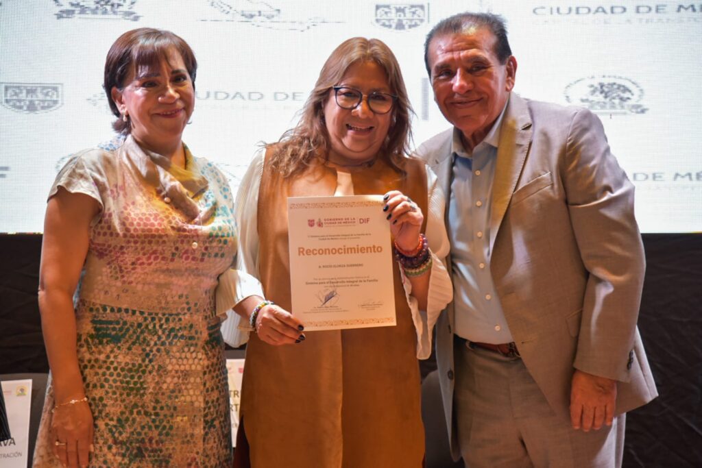 DIF Capitalino reconoce trayectoria laboral