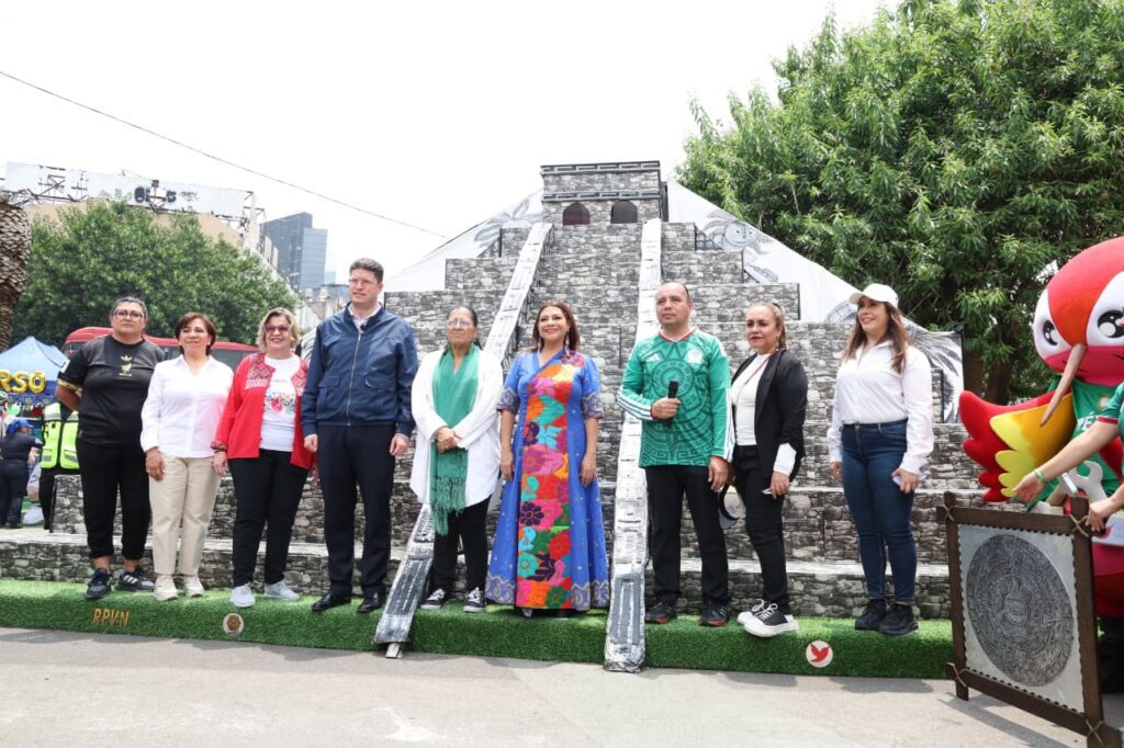 Inaugura Clara Brugada Glorieta Mundialista en la zona de Insurgentes