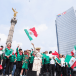 CDMX recibe el Mundial 2026 con la ola más grande del mundo en el Zócalo