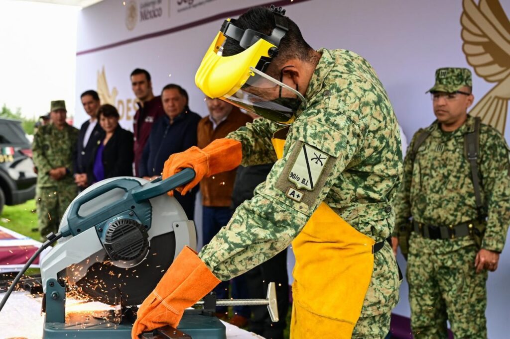 Delfina Gómez impulsa desarme voluntario en Toluca 