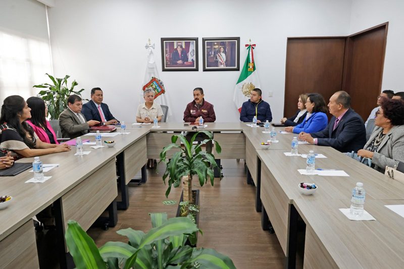 Gobierno del Edoméx asigna 26 plazas de supervisión docente