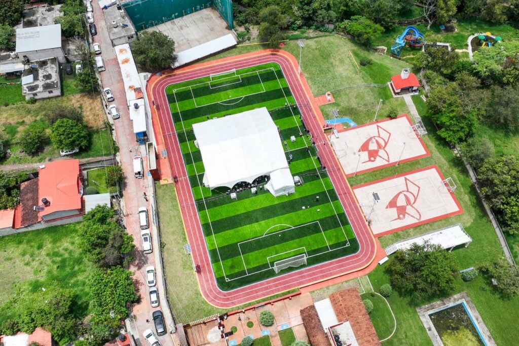 Gobierno del Edoméx rehabilita unidad deportiva en Zacazonapan