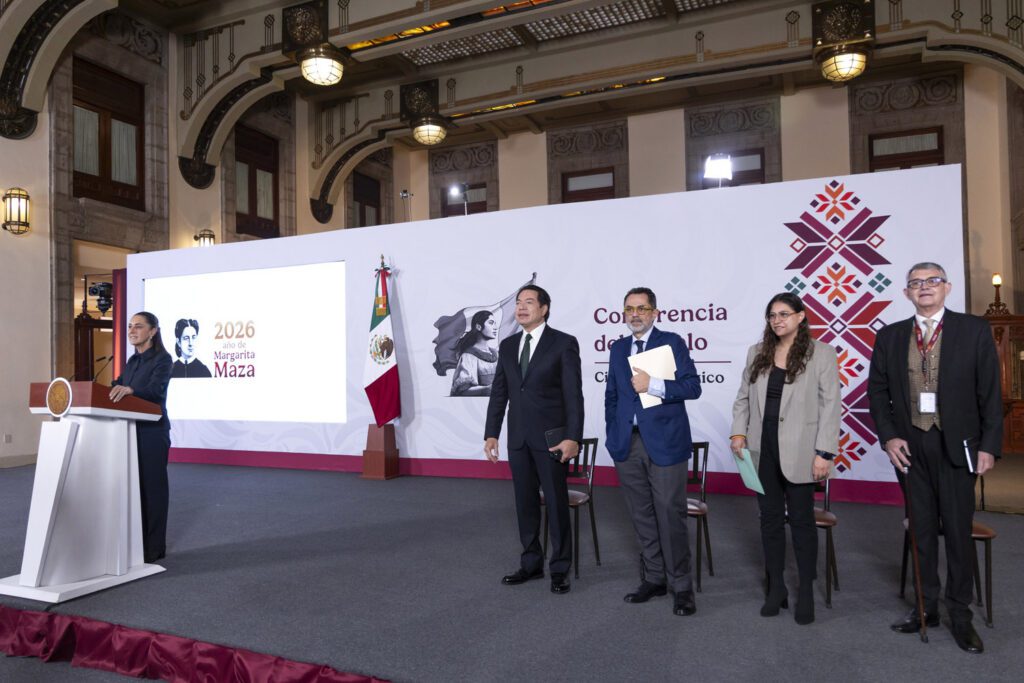 Sheinbaum destina 59 mil mdp a escuelas del país