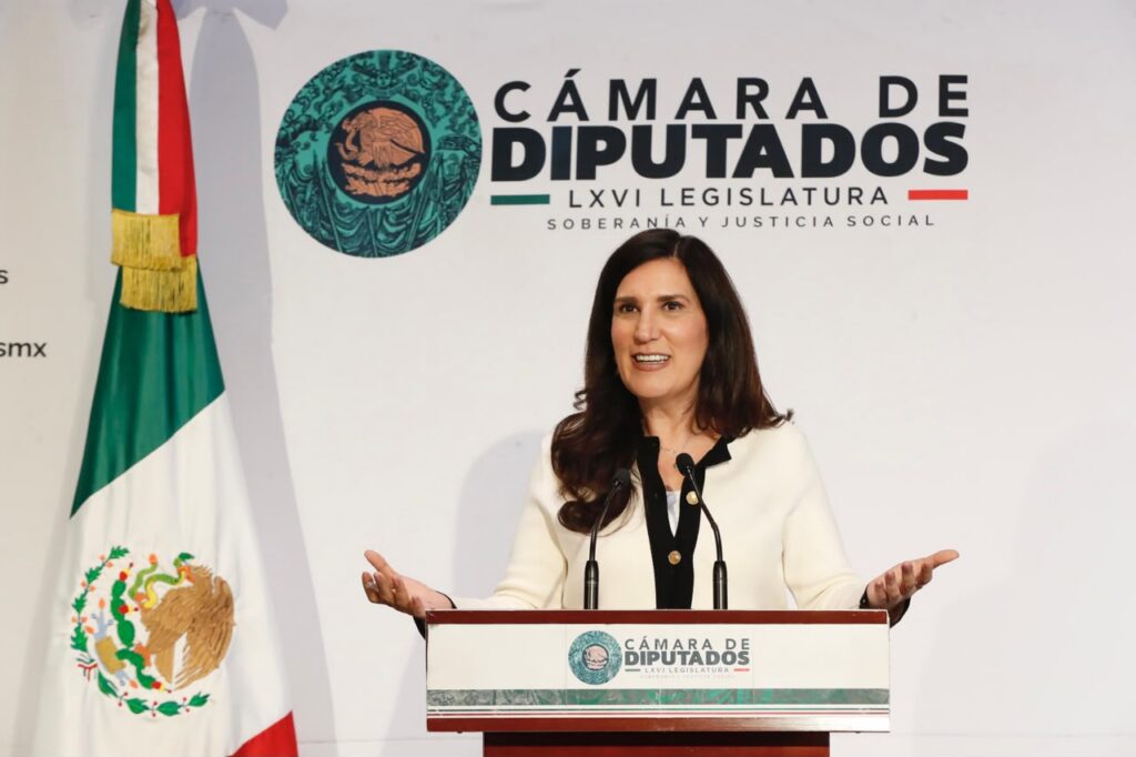 Kenia López pide definir reglas para las conferencias mañaneras