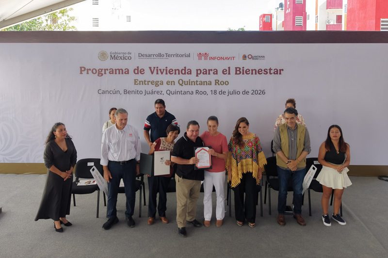 Sheinbaum entrega viviendas en Quintana Roo