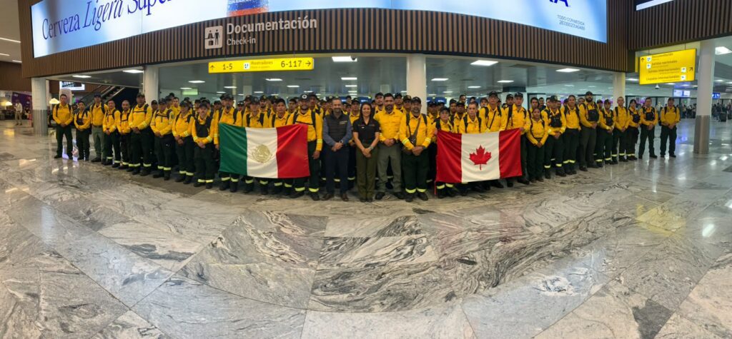 México envía brigadistas forestales a Canadá