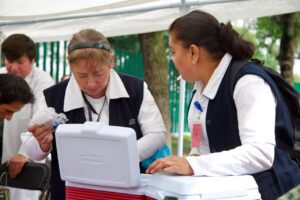 Refuerzan atención sanitaria tras inundaciones en Tlalnepantla