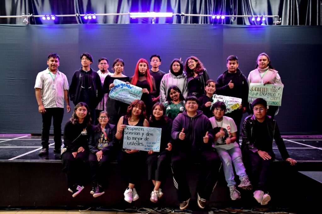 Teatro impulsa salud mental en la UIEM