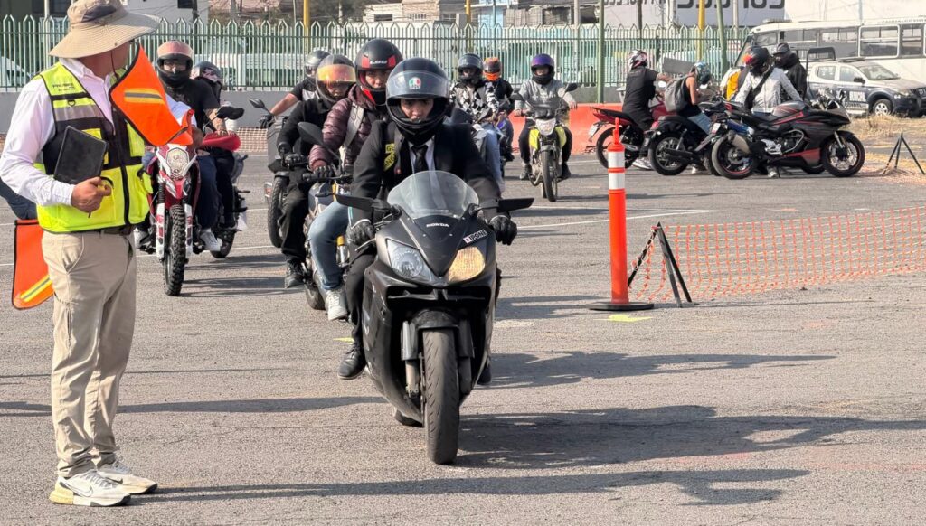Certificación para motociclistas avanza en Edoméx