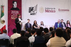 Edoméx impulsa industria del calzado con créditos