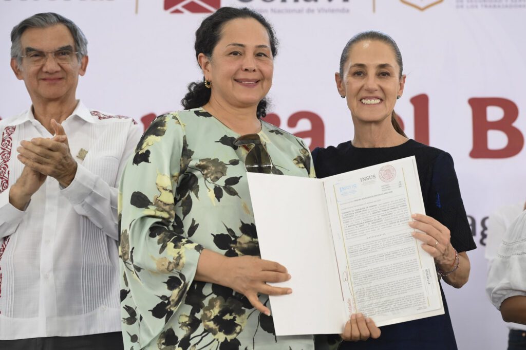 Sheinbaum entrega viviendas y escrituras en Tamaulipas