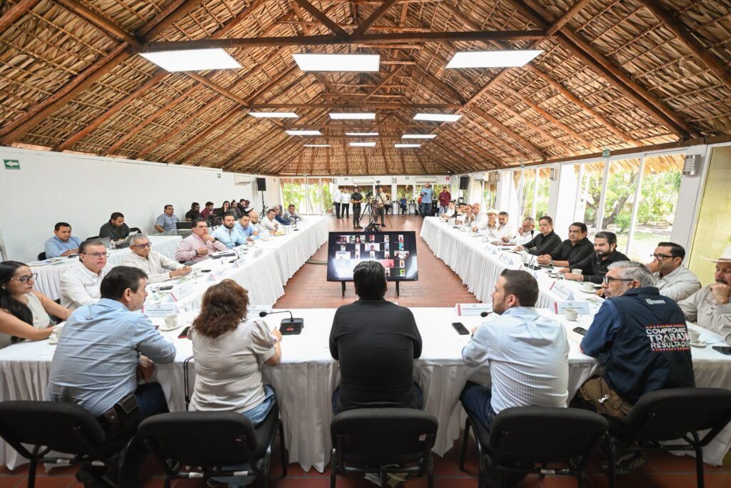 Gobernador Eduardo Ramírez Aguilar