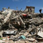 Terremoto de 7.7 en Indonesia deja pérdidas humanas y más de 200 heridos