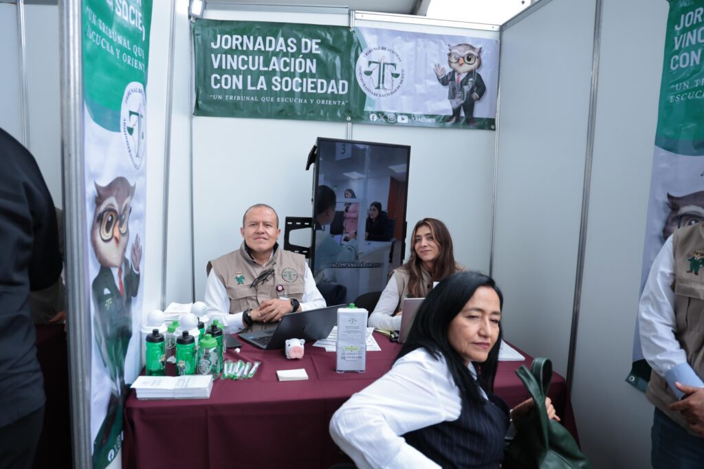 Arranca Defensoría Jurídica legal y gratuita en el Zócalo