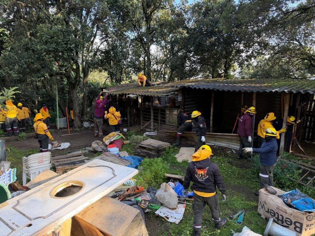 Refuerzan vigilancia ambiental en canales de Xochimilco