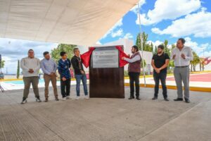 Renuevan unidad deportiva en Temascalapa