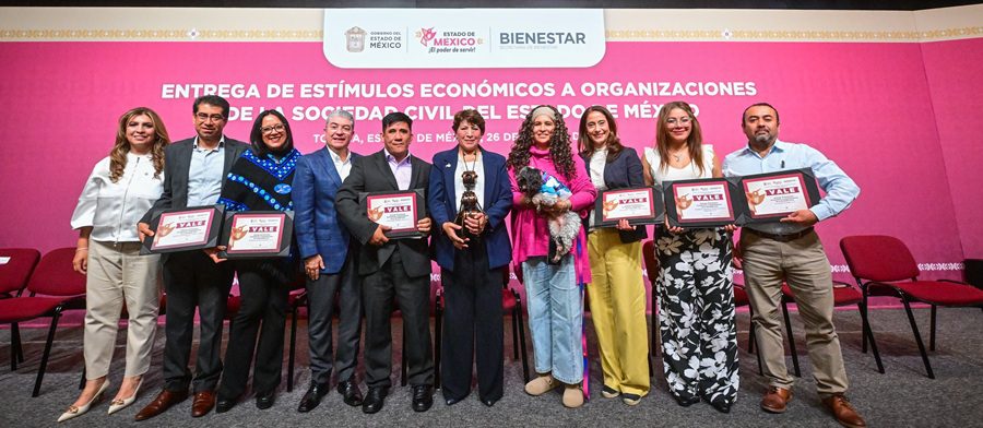 Delfina Gómez fortalece a organizaciones sociales