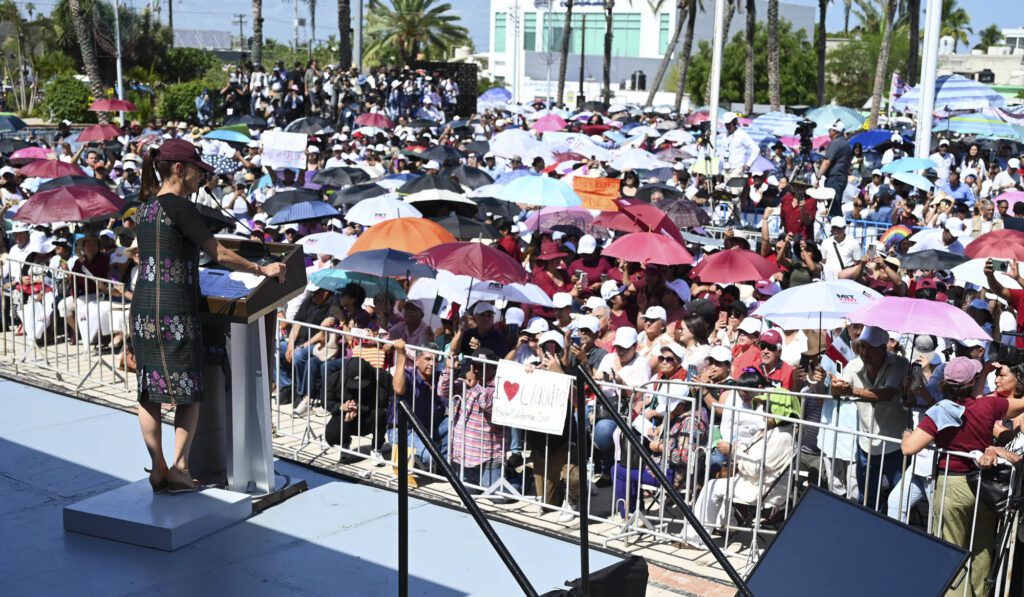 Sheinbaum reivindica soberanía desde La Paz