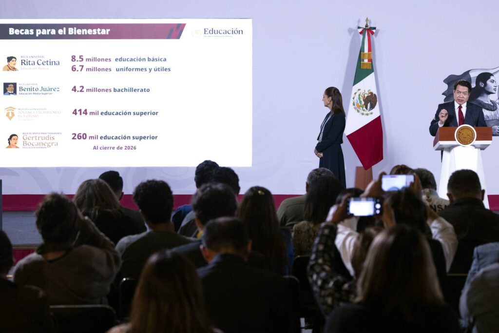 Uso de celulares desde en escuelas serán regulados desde noviembre