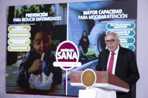 Sheinbaum destaca expansión histórica del sistema de salud