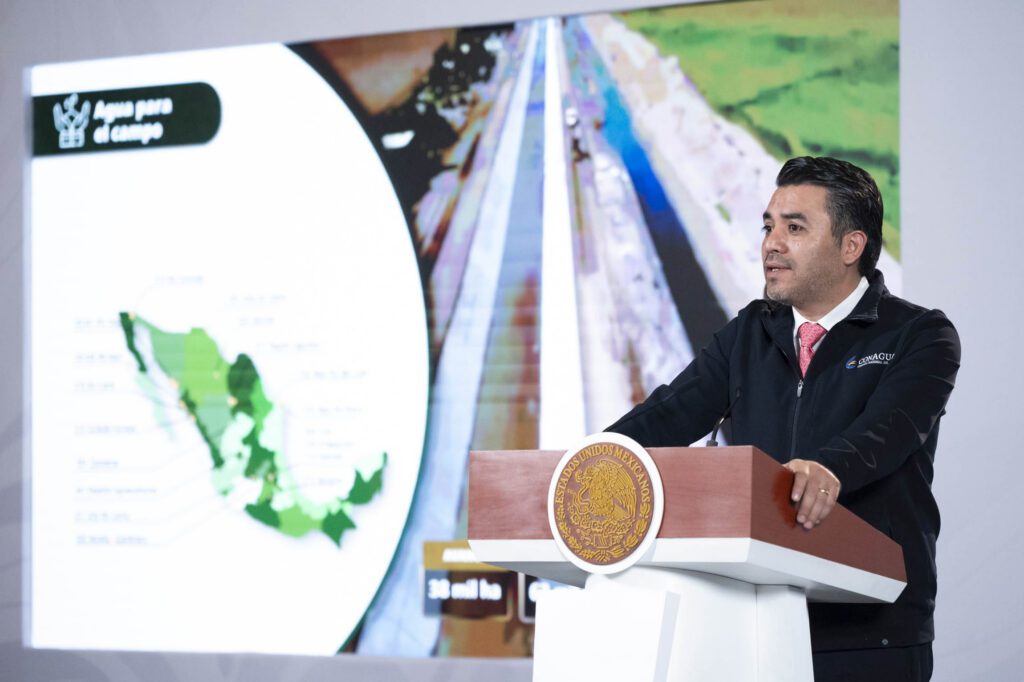 Más mexicanos tienen agua en casa: Gobierno
