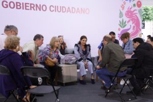 Brugada atiende a casi 3 mil personas en audiencia