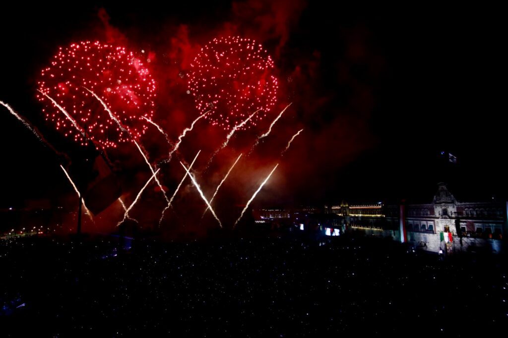 Más de 300 mil personas celebran la Independencia
