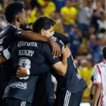 ¡América remonta en Aguascalientes con triplete de Henry Martín!