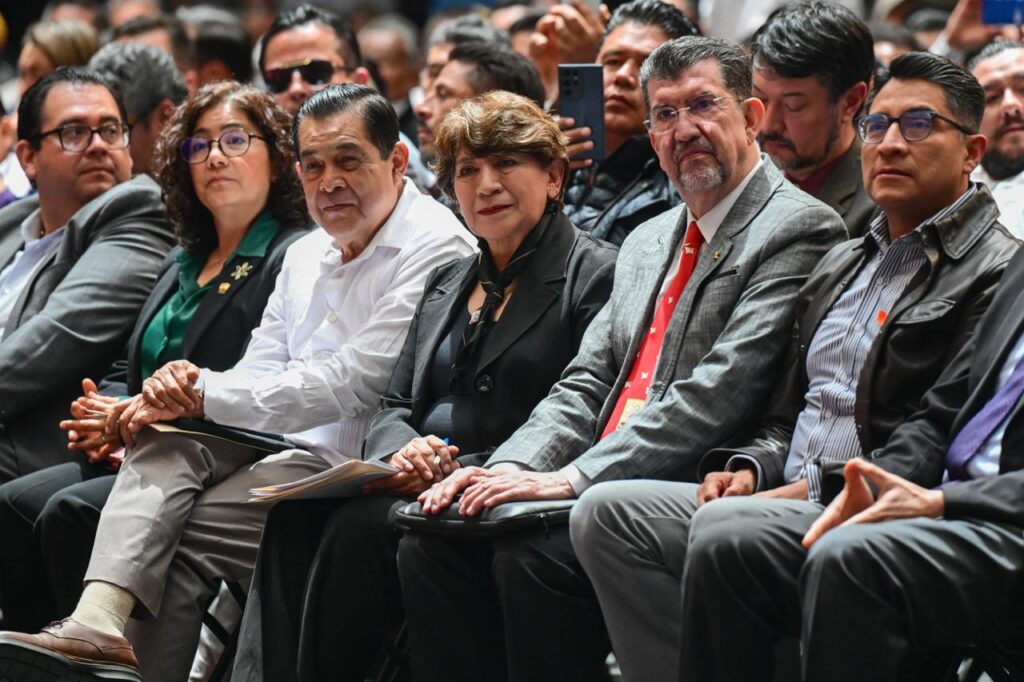 Delfina gómez