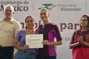 Sheinbaum cumple meta de 56 mil 500 créditos para mujeres