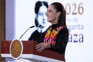 Sheinbaum ajusta estímulo fiscal al autotransporte en 2027