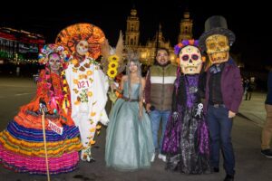 Caminata al Mictlán reúne a más de 900 personas en Tlalpan