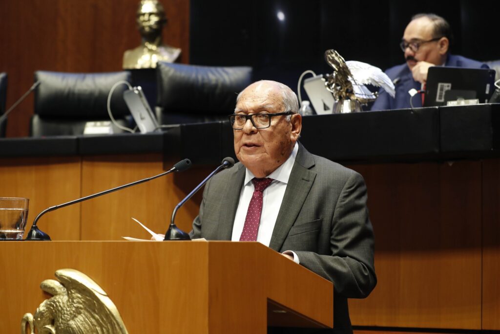 Proponen eliminar multas por cancelar planes de telefonía