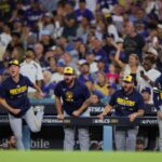 ¡Milwaukee hunde a Los Dodgers! Brewers ganan 6-2 y toman ventaja de 3-0 en la Serie de Campeonato