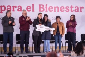 Sheinbaum entrega 931 viviendas del Bienestar en Morelia