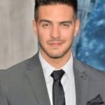 VADHIR DERBEZ Y LA SONORA SANTANERA LANZARÁN “LUCES DE NUEVA YORK” EN RADIO
